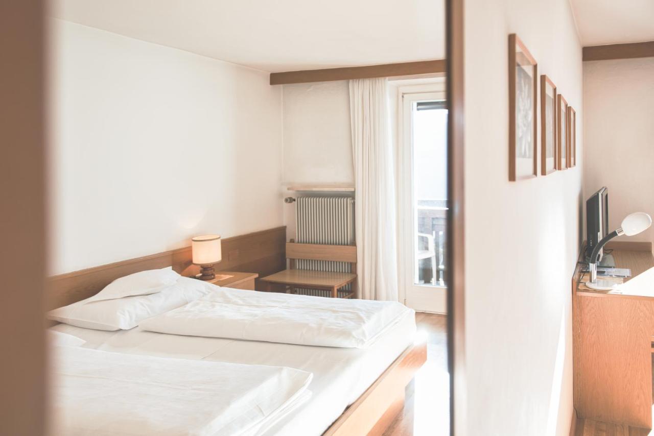 Hotel Gasthof Stern Nova Ponente Exterior photo